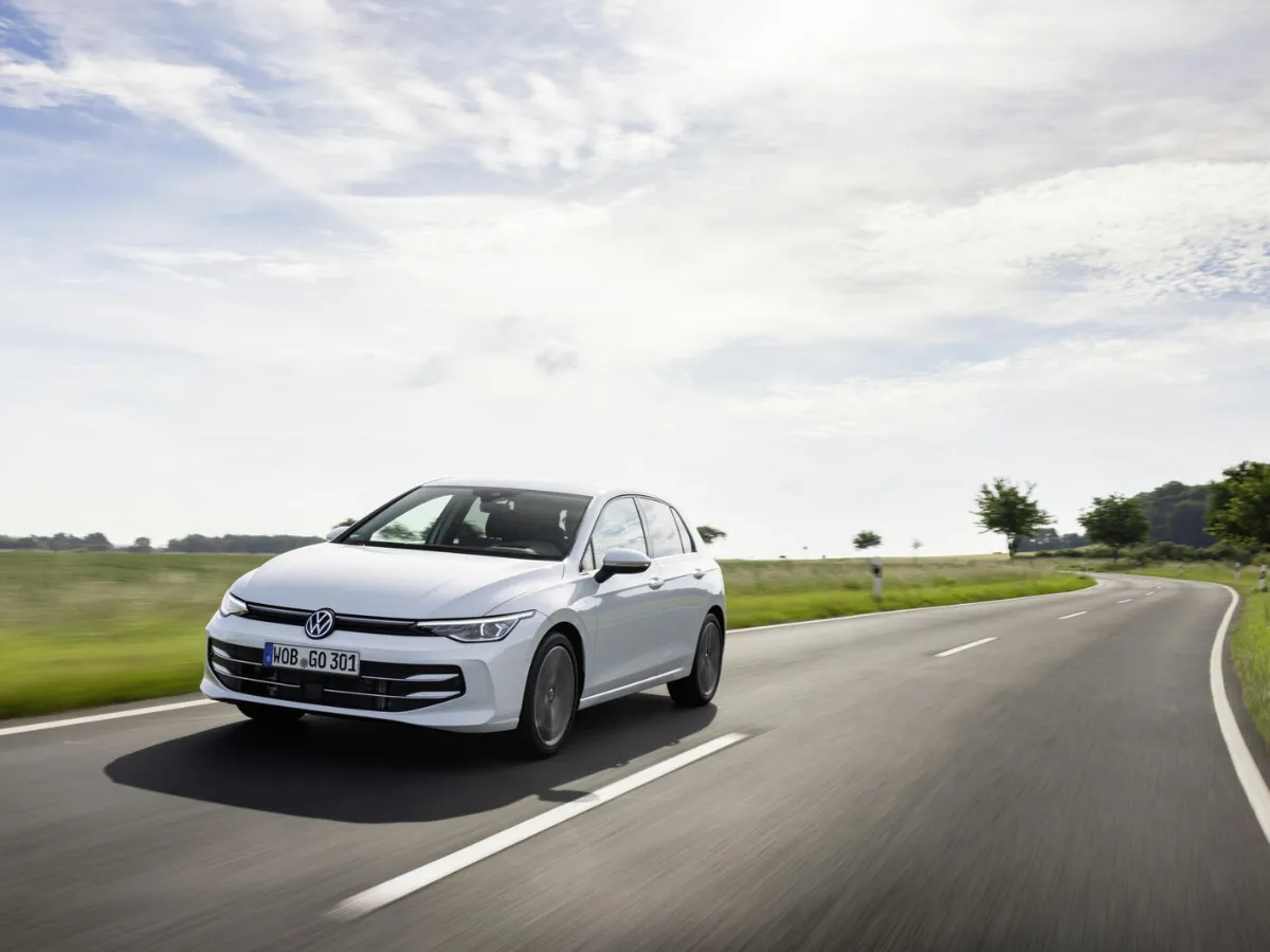 Volkswagen Golf 1,5 eTSI OPF DSG ENERGY mieten