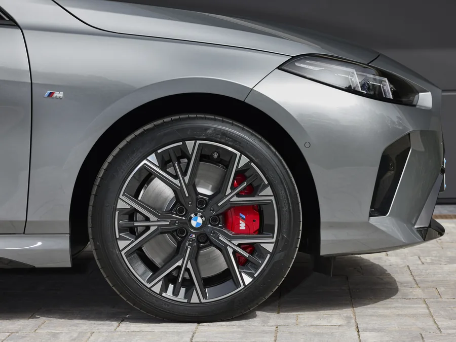 BMW 1er M Leichtmetallfelge, Bremssattel