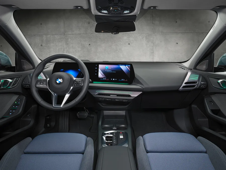 BMW 1er Armaturenbrett, digitale Displays
