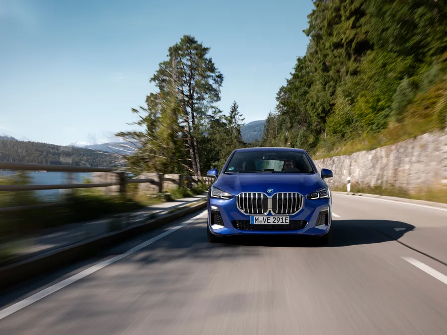 BMW řady 2 Active Tourer za jízdy