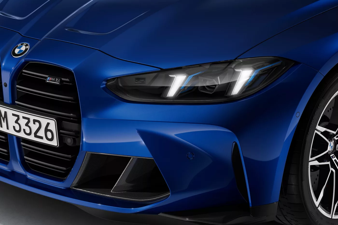 BMW M4 Coupé — světlomet M Matrix LED, pohled zepředu