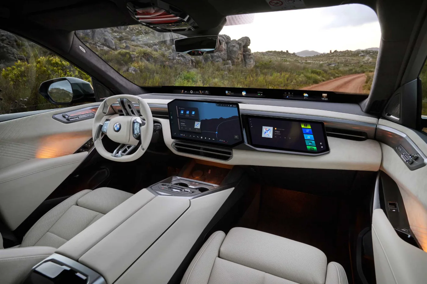 Interiér BMW iX5, palubní deska