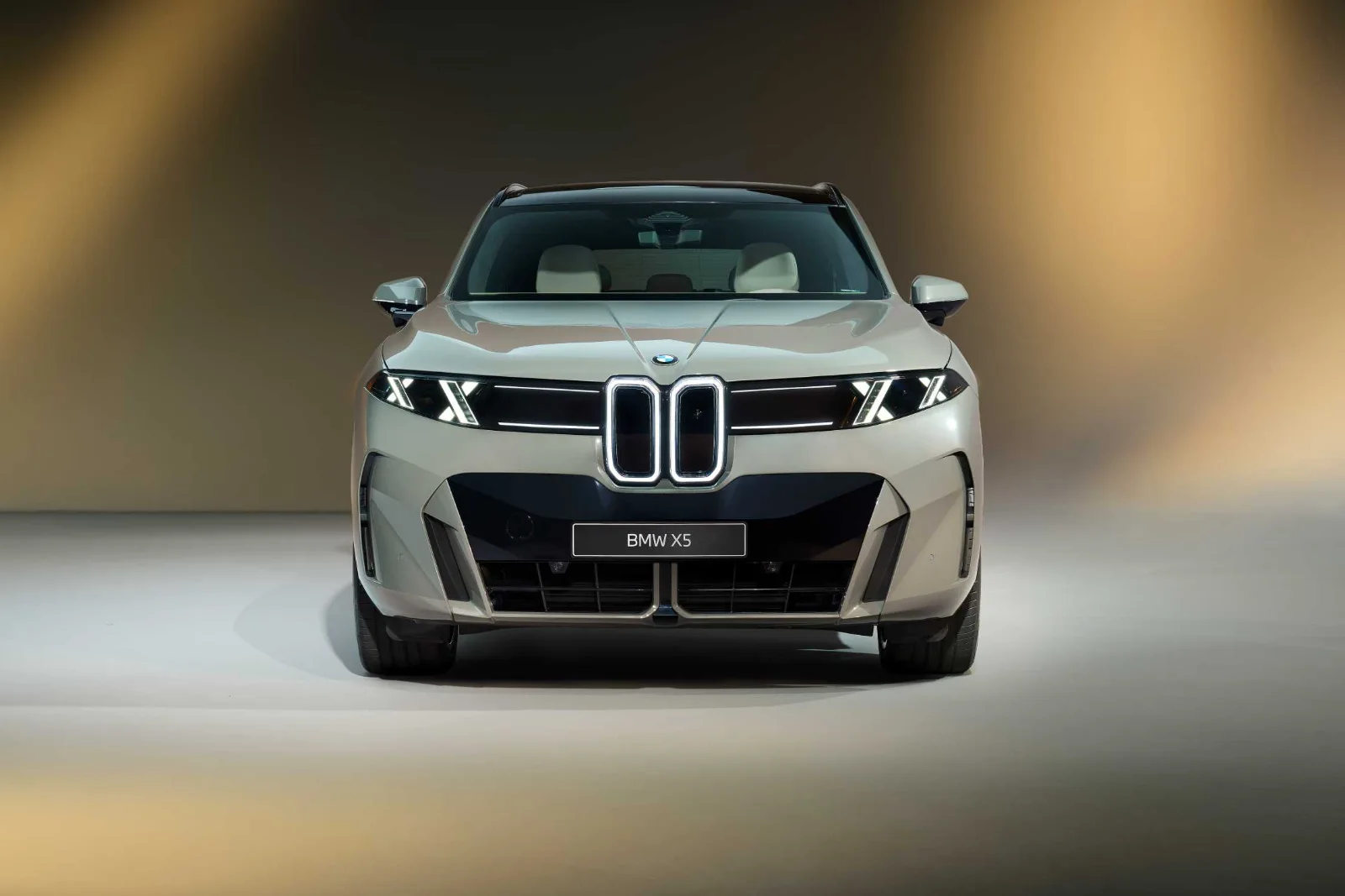 BMW X5 – prémiové SUV nové generace z Německa, individuální objednávka